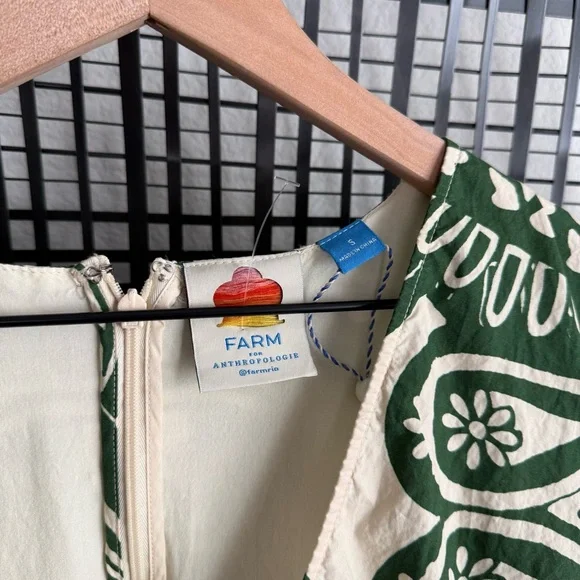 Farm Rio long sleeve v neck printed romper - Picture 6 of 9